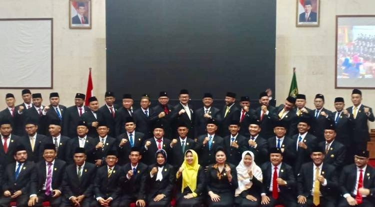 Hari ini, 50 anggota DPRD kota Batam Dilantik