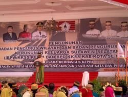 Pelantikan KKSS, Plt Gubernur Kepri Dapat Pakaian Adat dan Senjata Pusaka Khas Bugis