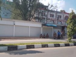 Bangunan Kios diatas Trotoar Rampas Hak Pejalan Kaki