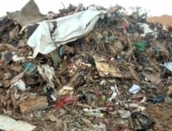 Puing Penggusuran Pasar Induk Rusak Estetika Kota