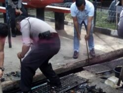 Goro Polsek Batu Ampar Sambil Panen Ikan Lele