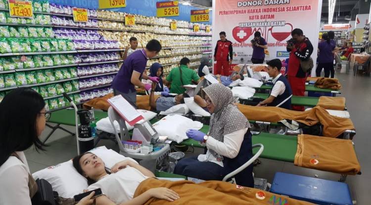 Bantu Ketersediaan Stok Darah PMI, HAKKA Batam Adakan Kegiatan Donor Darah