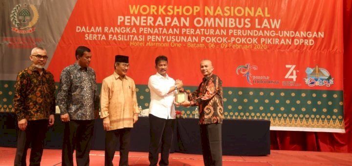 Penerapan Omnibus Law di bahas oleh Sekda se-Indonesia di Batam