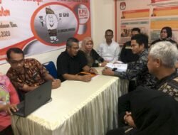 Zukriyansah – Eka Anita Bawa 63.504 Formulir Dukungan ke KPU