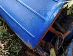 Bimbar Nyungsep Tergelincir Di Tanjakkan Daeng, Diduga Rem Blong