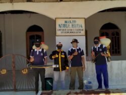 2 RT 1 RW Selesai disemprot Disinfektan oleh Hulubalang Junjung Negeri