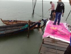 Mayat Wanita Tanpa Busana Terapung di Perairan Galang