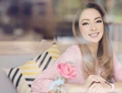 Dokter Cantik Ini di Tunjuk Sebagai Jubir Penanganan Covid-19. Siapa dia ?