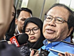 Bilang ke Pak Luhut : Rizal Ramli Terima Tantangan Debat Tentang Utang Negara