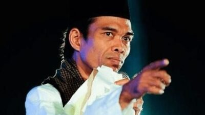 Berpolitik, UAS Jadi Juru Kampanye Untuk Paslon Pilkada Ini