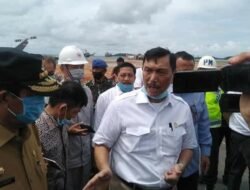 Danlantamal IV Sambut Menteri Luhut Panjaitan Di Bandara Internasional Hang Nadim