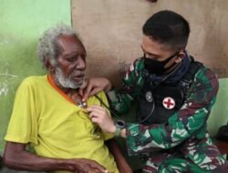 Peduli Kesehatan Masyarakat, Dokter Satgas 754 Kostrad Keliling Kampung