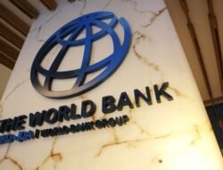 Bank Dunia Prediksi 8 Juta Orang di Indonesia Jatuh Miskin