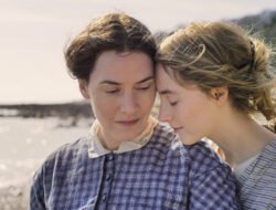 Saoirse Ronan dan Kate Winslet Adu Akting dalam Ammonite