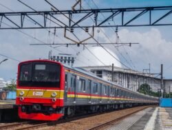 PSBB Transisi, Penumpang KRL Terus Meningkat!
