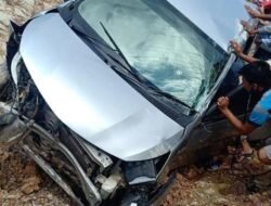 Kecelakaan Tunggal di lintas Mata Kucing, Mobil BP 1439 Ringsek Parah