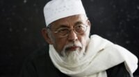Ustadz Abu Bakar Ba’asyir di Larikan ke Rumah Sakit