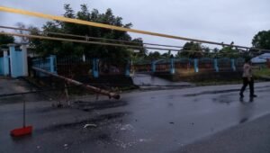 Karimun Dilanda Hujan Deras dan Angin Kencang