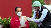 Jokowi Terima Suntikan Vaksin Covid Kedua Pagi Ini
