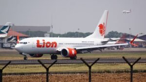 Lion Air Bagikan Voucher Test PCR kepada Para Penumpang