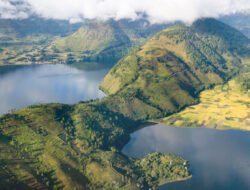 Jokowi Minta Pengembangan Danau Toba Prioritas