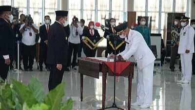 Sah, Bupati dan Wakil Bupati Asahan Resmi Dilantik Gubernur Sumut