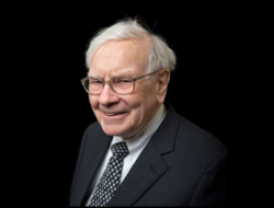 Warren Buffett Termasuk Orang Terkaya di Dunia