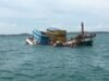 Kejari Batam Tenggelamkan Kapal Asing yang Melakukan Kegiatan Ilegal Fishing