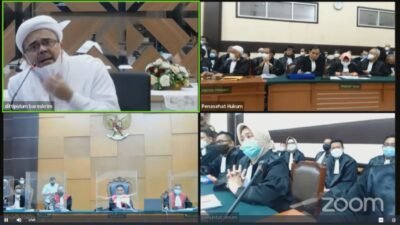 Didampingi 20 Pengacara HRS Jalanin Sidang Perdana Kasus Swab