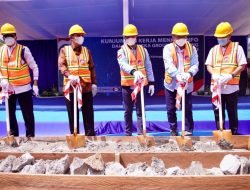 Menteri Kominfo Letakkan Batu Pertama Pembangunan BTS 4G di Desa 3T Natuna