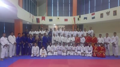 Perguruan Bela Diri Marine Customs Gelar Latihan Bersama