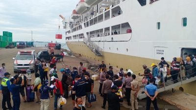 Setelah Beroperasi, KM Kelud Kembali Angkut Penumpang
