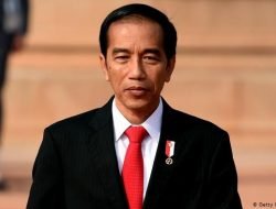 Presiden Jokowi Tinjau Langsung Vaksin Gotong Royong Perdana