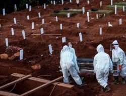 Benarkah Tim Relawan Kuburkan Peti Kosong Tanpa Jenazah ?