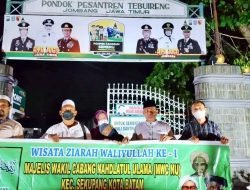 Anggota DPRD Batam Ini Bawa Pengurus NU Sekupang Ziarah Ke Makam Wali Songo di Jombang