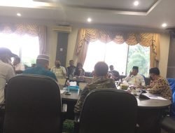 Pedagang Batu Besar Minta Pemerintah Tunda Pelebaran Jalan