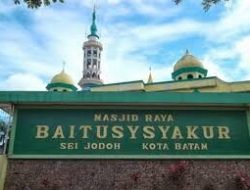 Sedang Tausyiah, Ustad Chaniago Diserang Orang Tak Dikenal di Jodoh