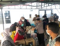 Usai Kebakaran, Polresta Barelang dan Polsek Lubuk Baja Berikan Bantuan di Ruli Baloi Mas Indah