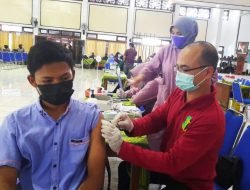 Kebut Vaksinasi Ala Akabri 1996 Bharatasena, Sasar Mahasiswa Solo Raya