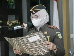 Kejari Karimun Lantik Kasi Pidum dan Kasi BB yang Baru