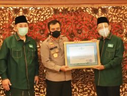 PBNU Beri Penghargaan Kapolda Jateng karena Perhatian Besar Vaksinasi di Pesantren