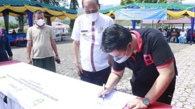 Sebagai Lokus 2021, Bupati Vandiko Buka Promosi Pembudayaan GERMAS di Samosir
