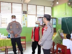 Gerai Vaksin Presisi! Polres Karimun Berikan Vaksin Perdana Anak di Bawah Umur