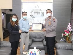 Kapolres Karimun Terima Penghargaan dari Bank BNI