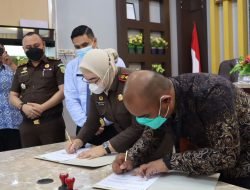 Kejari Karimun Lakukan Penandatanganan MOU dengan PT Karya Karimun Mandiri