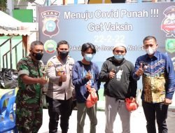 Warga Antusias Ikut Vaksin Massal Serentak Berhadiah di Taman Cikpuan