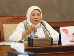 Ida Fauziyah Akan Revisi Permenaker JHT