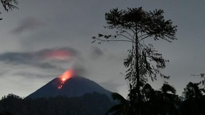 Gunung Merapi Erupsi, Status Siaga Level III