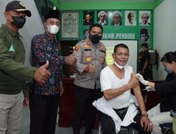 Polres, PCNU, dan Kemenag Meranti Adakan Gerakan Sejuta Vaksin