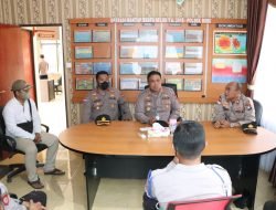 Kunjungan Kerja Kapolres Karimun di Kecamatan Buru